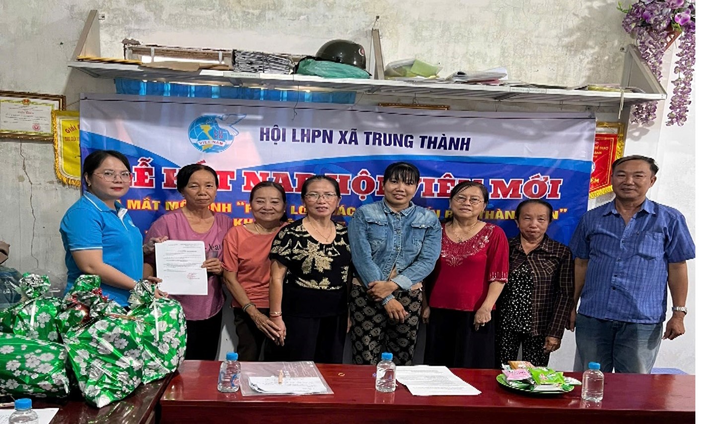 Hội LHPN xã trung thành lan tỏa mô hình "phân loại rác thải – biến rác thành tiền", chung tay xây dựng môi trường xanh, sạch, đẹp